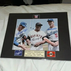 Willie mays   Sandy Koufax Don Drysdale signed photo 8x10 matted